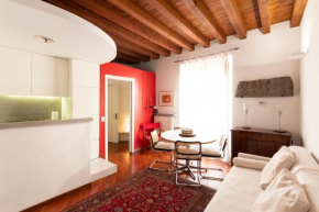 Anfiteatro Apartment in Brera